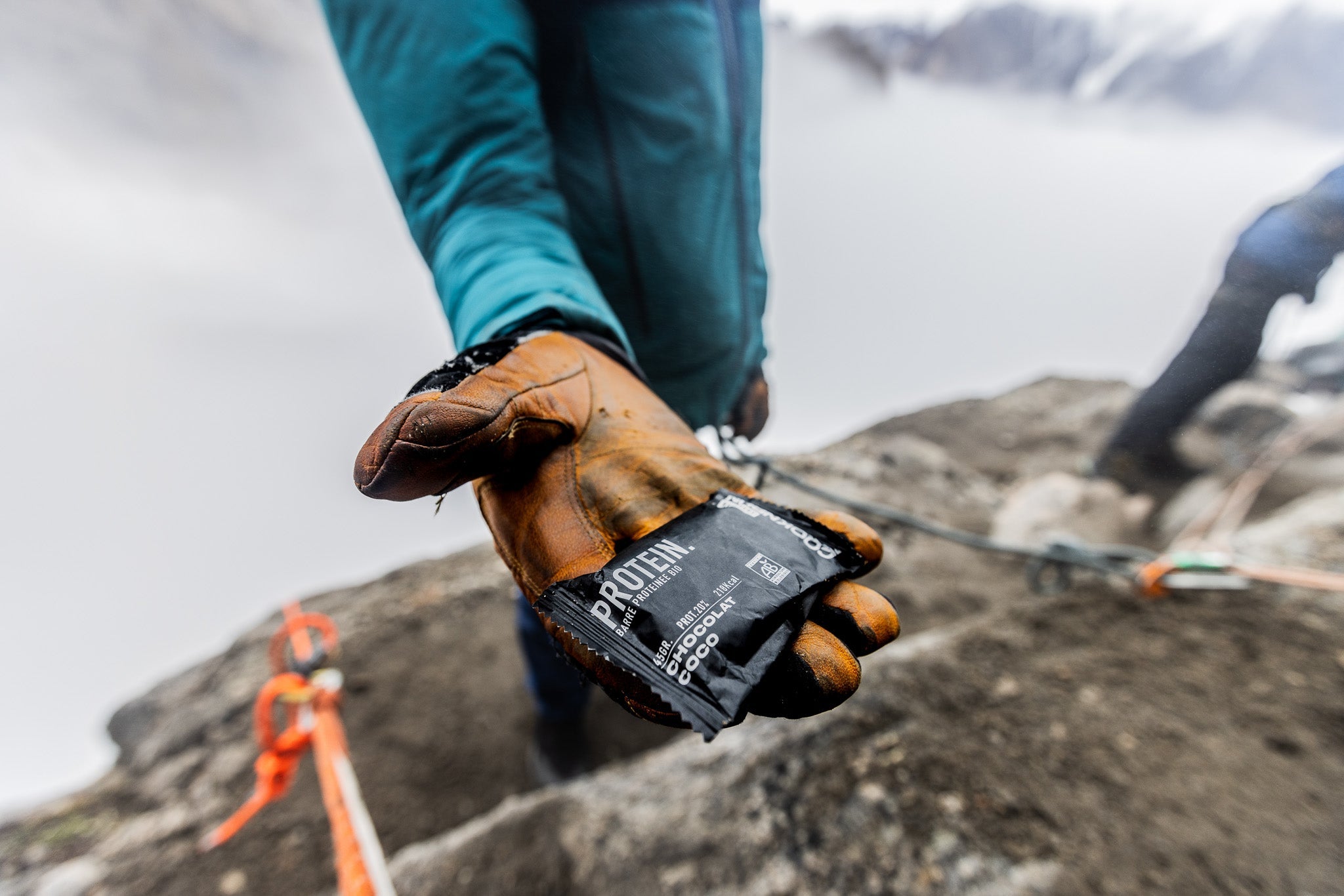 Gamme Recovery par COOKNRUN. La gamme qui vous aide à récupérer avec des barres protéinées fabriquées en France.